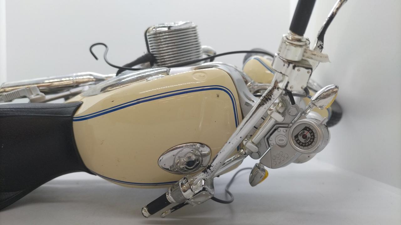 NEWRAY|1/6 BMW R1200C|【ハードオフ公式通販】オフモール