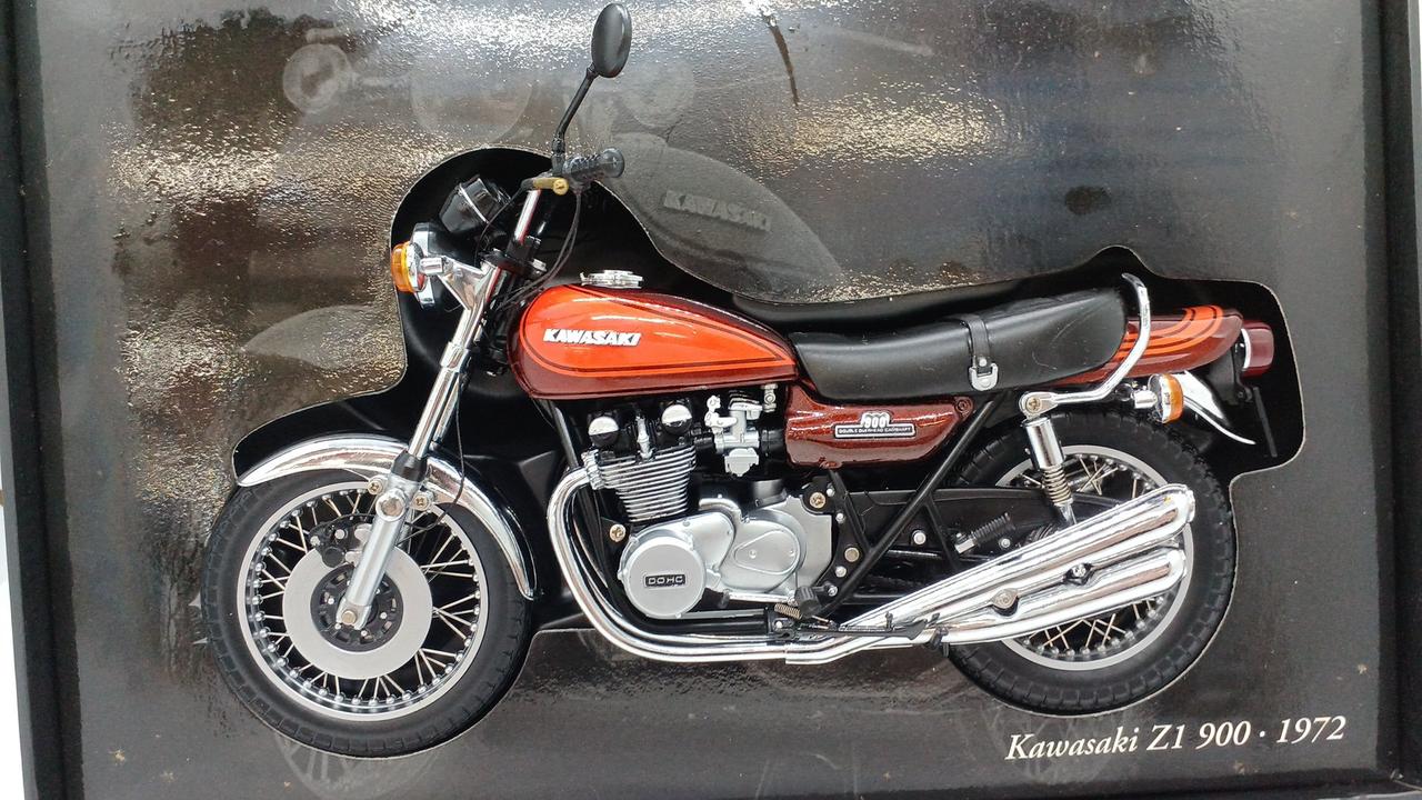 ミニチャンプス(MINICHAMPS)|カワサキ Z1 900|【ハードオフ公式通販