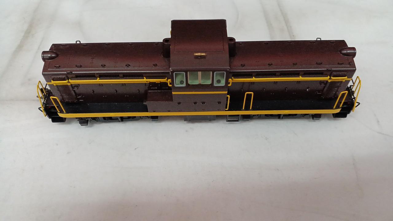 天賞堂|ディーゼル機関車 DD13|【ハードオフ公式通販】オフモール