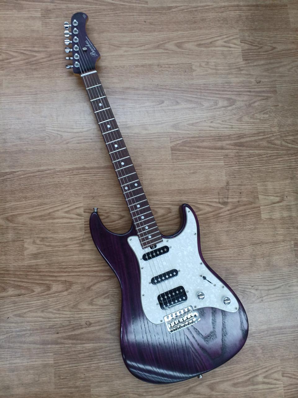 バッカス(BACCHUS)|ストラトキャスタータイプ|【ハードオフ公式通販