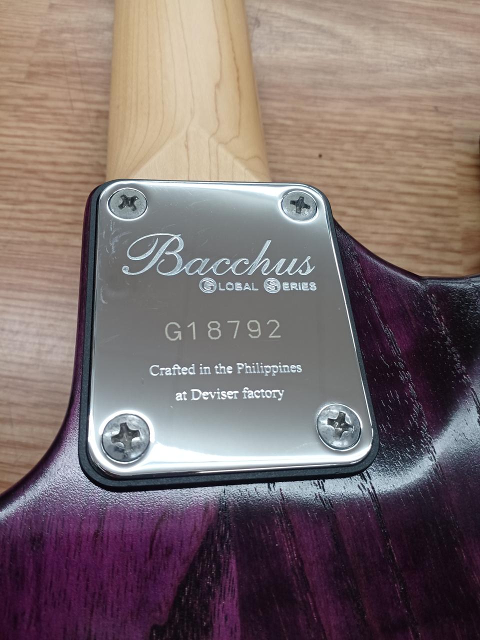 バッカス(BACCHUS)|ストラトキャスタータイプ|【ハードオフ公式通販