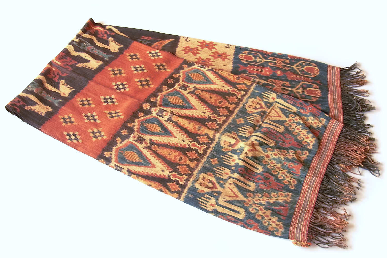 スンバ島イカット（ヒンギー）No.T-ISI-070|手紡ぎ綿と天然染料による