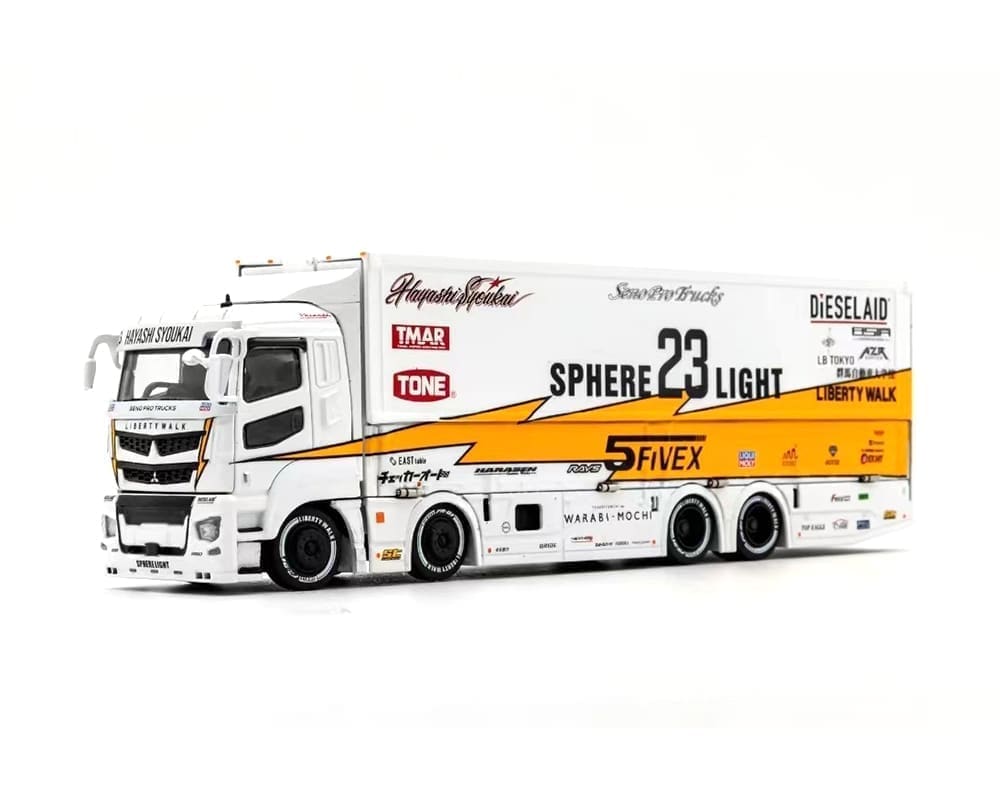 GCD 1:64 Liberty Walk LB-Trucks Mitsubishi Fuso Super Great