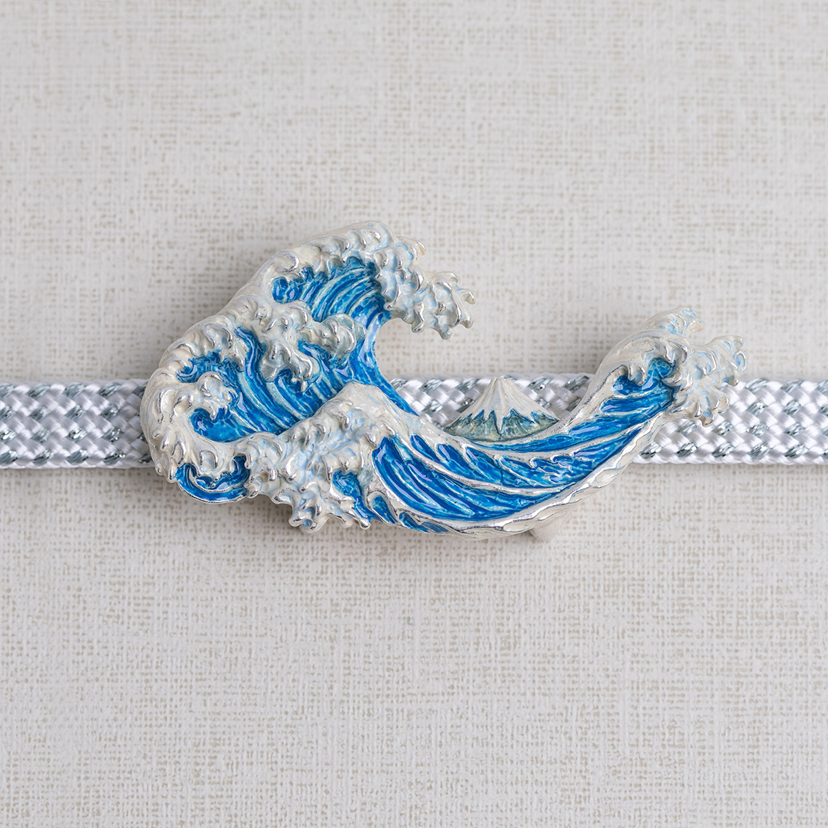 神奈川沖浪裏帯留め / 帯留め※専用豪華ボックス入り｜数-SUU- 着物