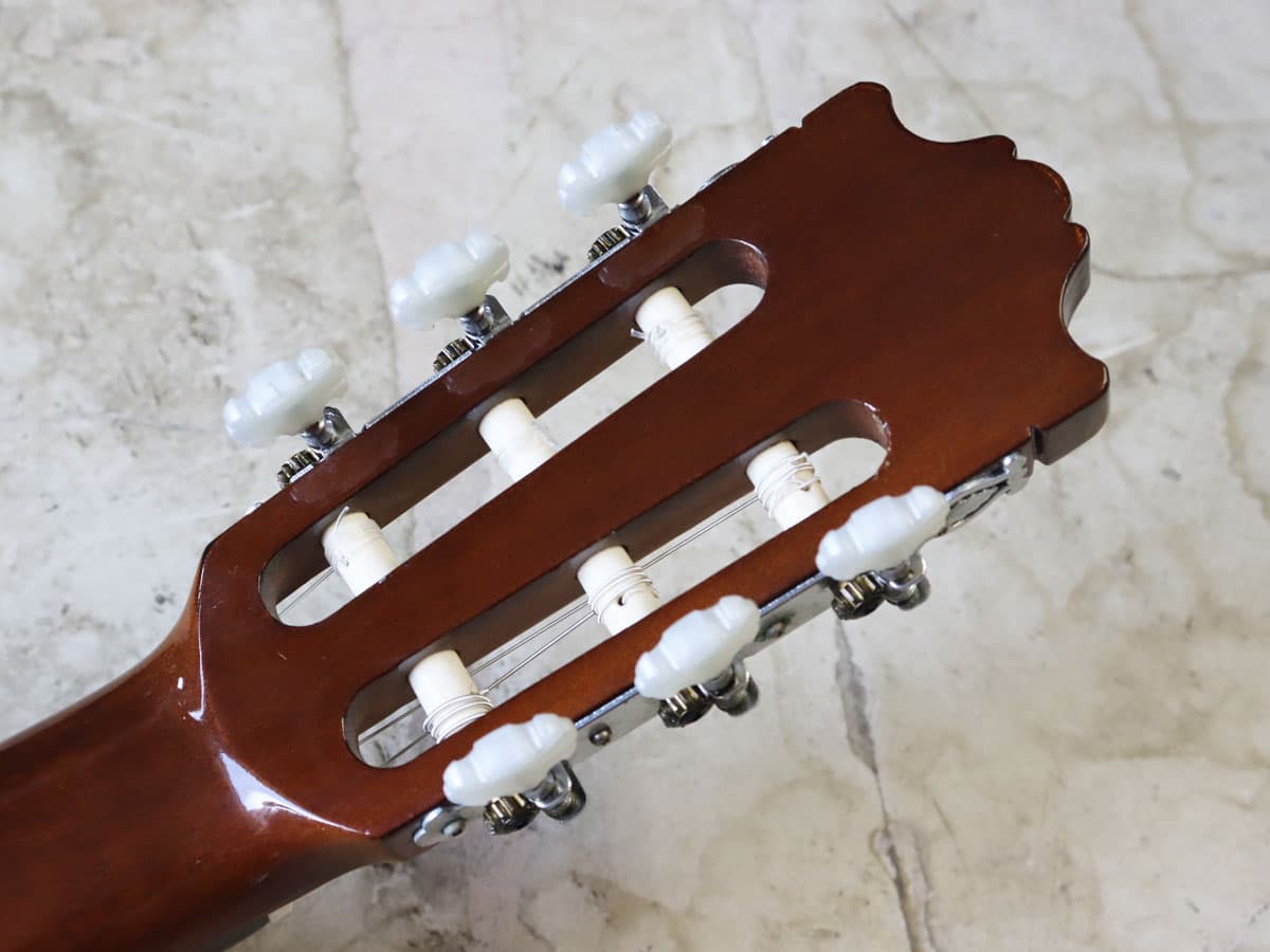 中古】YAMAHA C-180 クラシックギター - 神奈川県の中古楽器店