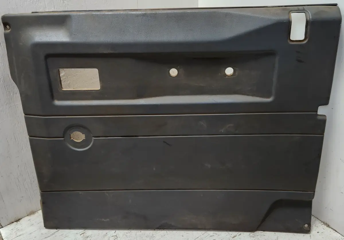 2003 LANDROVER DEFENDER DOOR PANEL RH – Partland Auto Parts