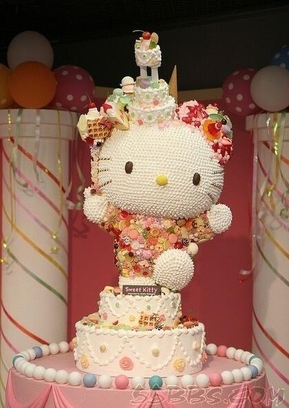 キティーちゃんのウエディングケーキ♡ こ、これすごい！！ 可愛いなー