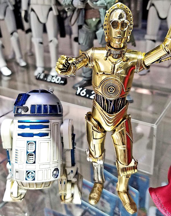 Today's SOLAMACHI】 『STAR WARS』より、MAFEXの「C-3PO & R2-D2」を
