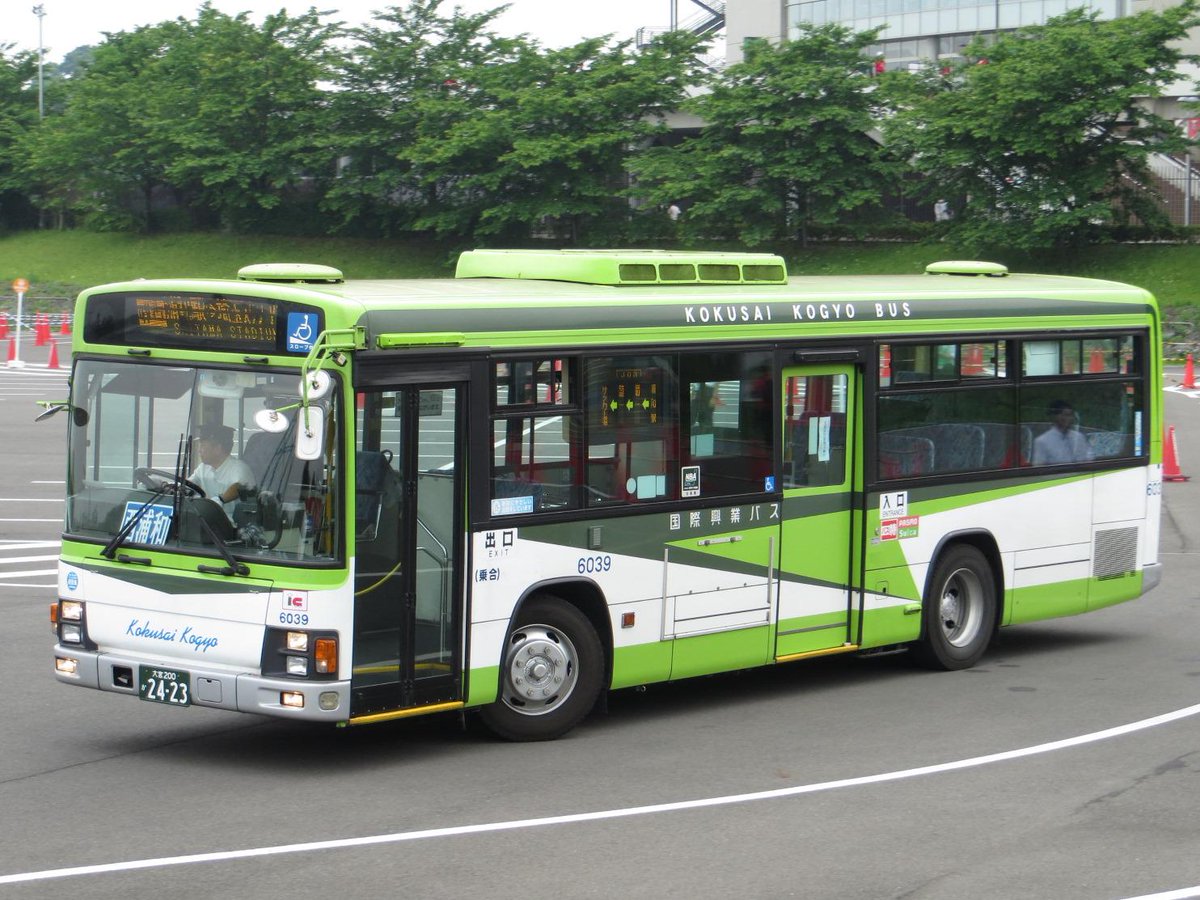 国際興業バス（大宮200か 24-23／社番6039） 飯能から西浦和に転属した