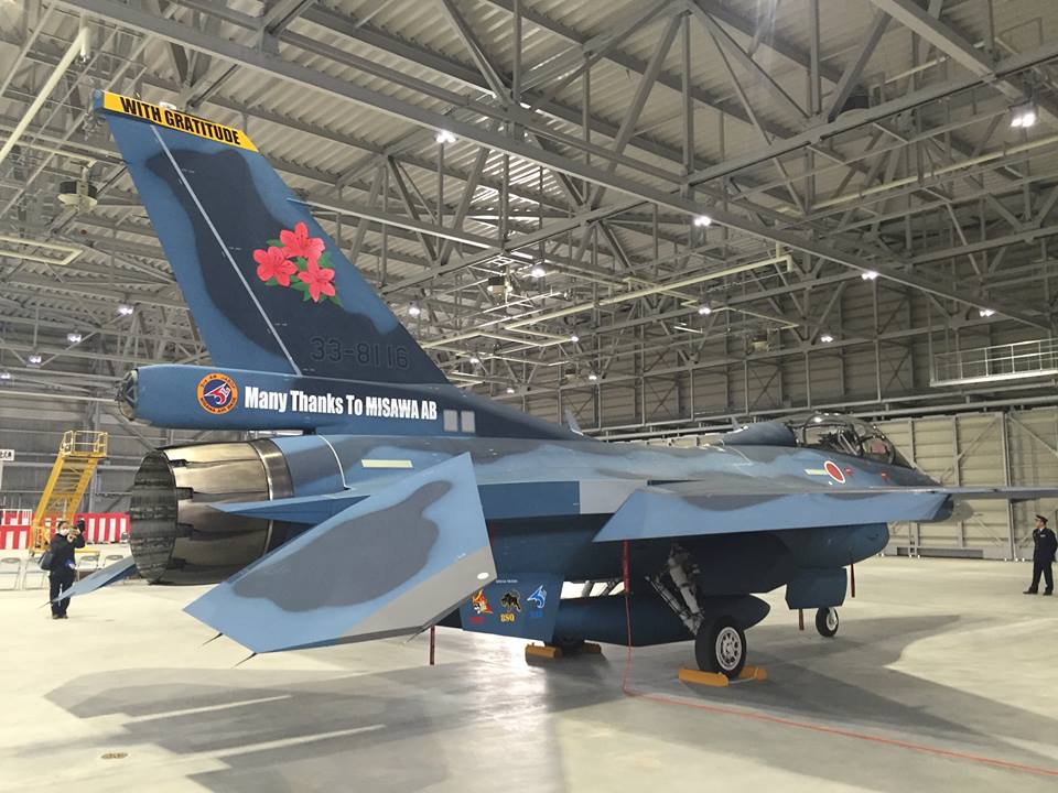 東日本大震災の津波被害から復旧した松島基地に、第21飛行隊のF-2帰還