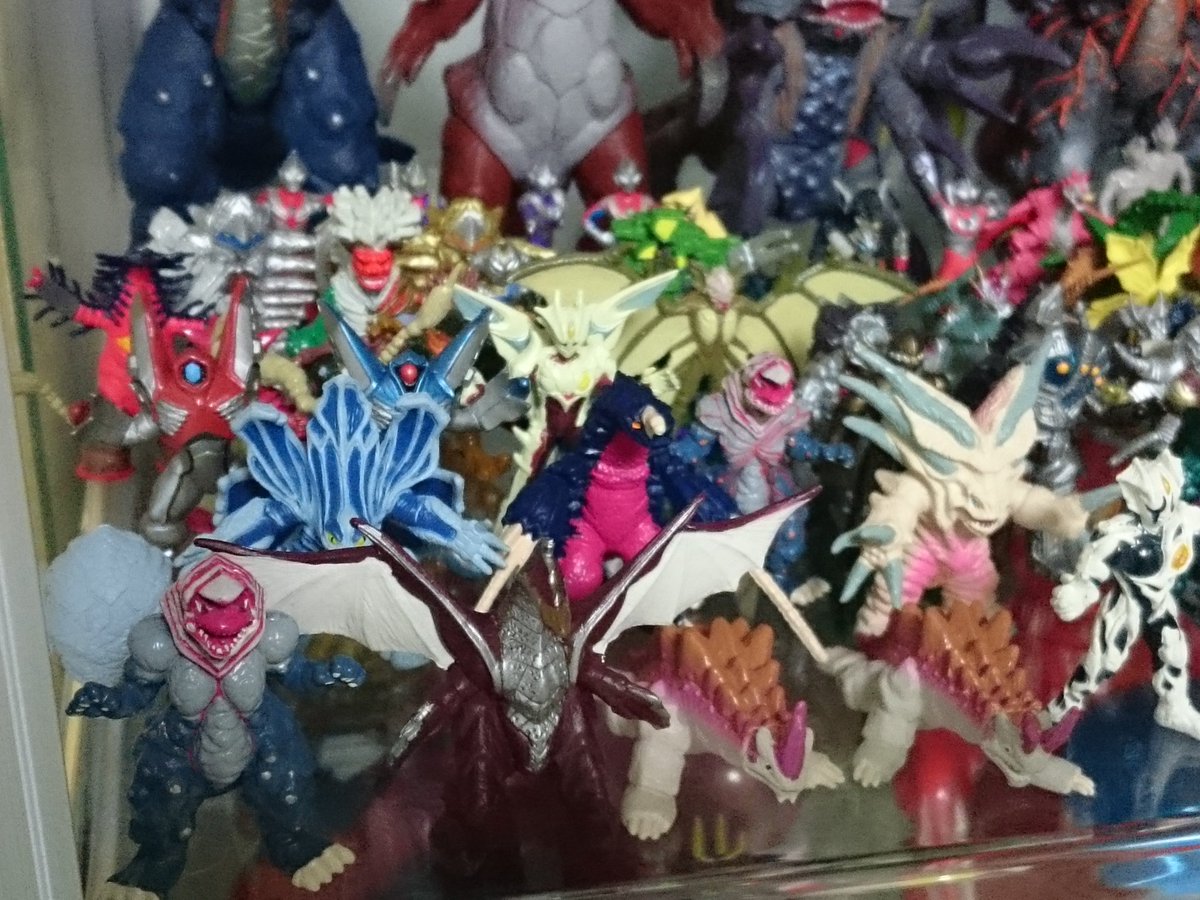 ほぼ全てのウルトラマンティガ怪獣を商品化してしまった、ティガ