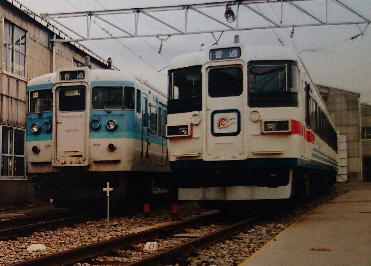 鉄道過去画像】 165系シャトルマイハマ ①115系とシャトルマイハマ ②