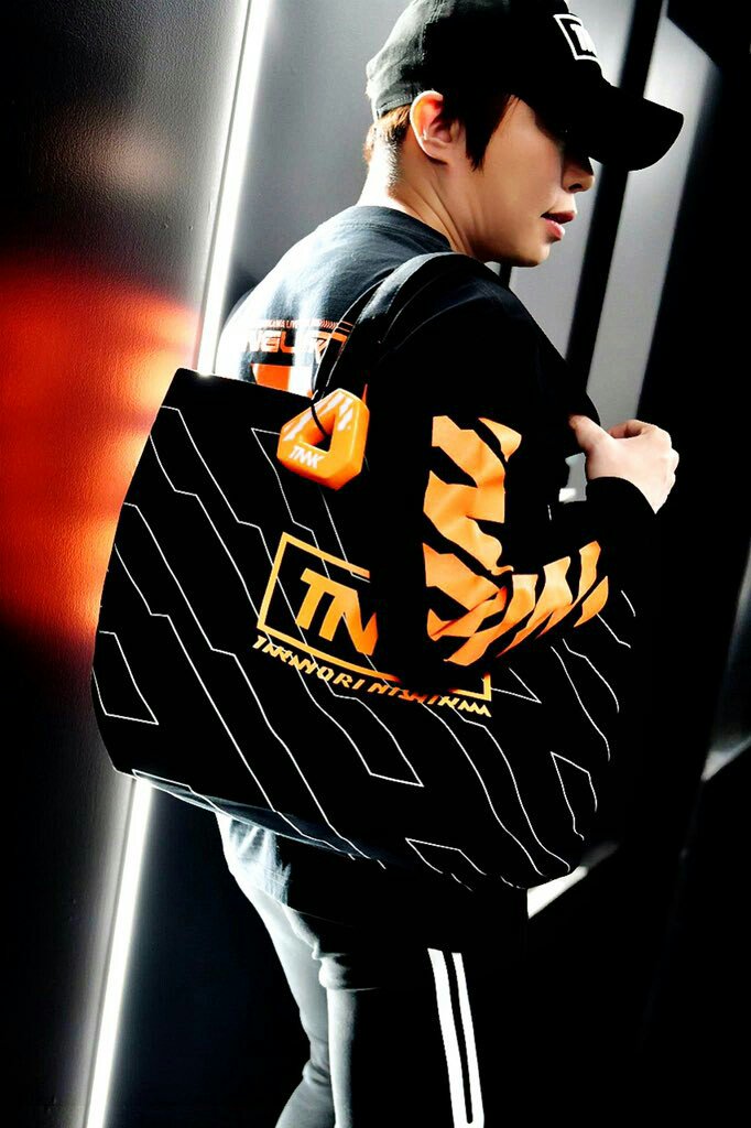 NEWERA×TNNK Collaboration CAP再販売決定！ 「西川貴教 LIVE TOUR 001