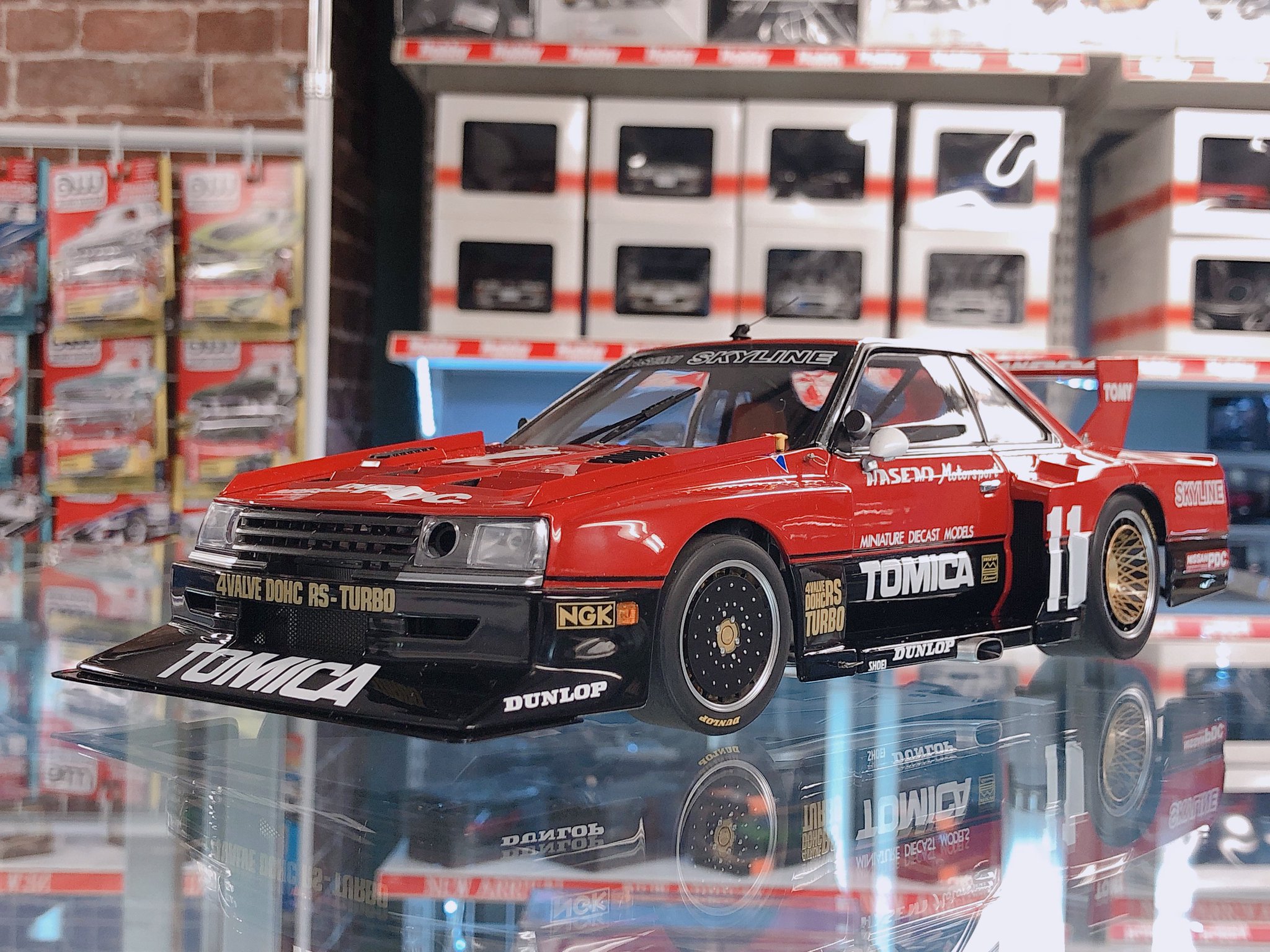 オートアート1/18日産スカイラインRSターボ スーパーシルエット 1983 1