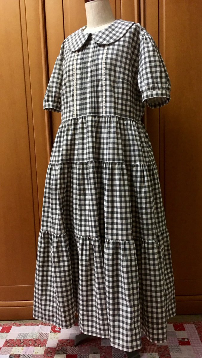 友人のご注文品「赤毛のアン風のエプロンドレス」捻りは一切入れずに白