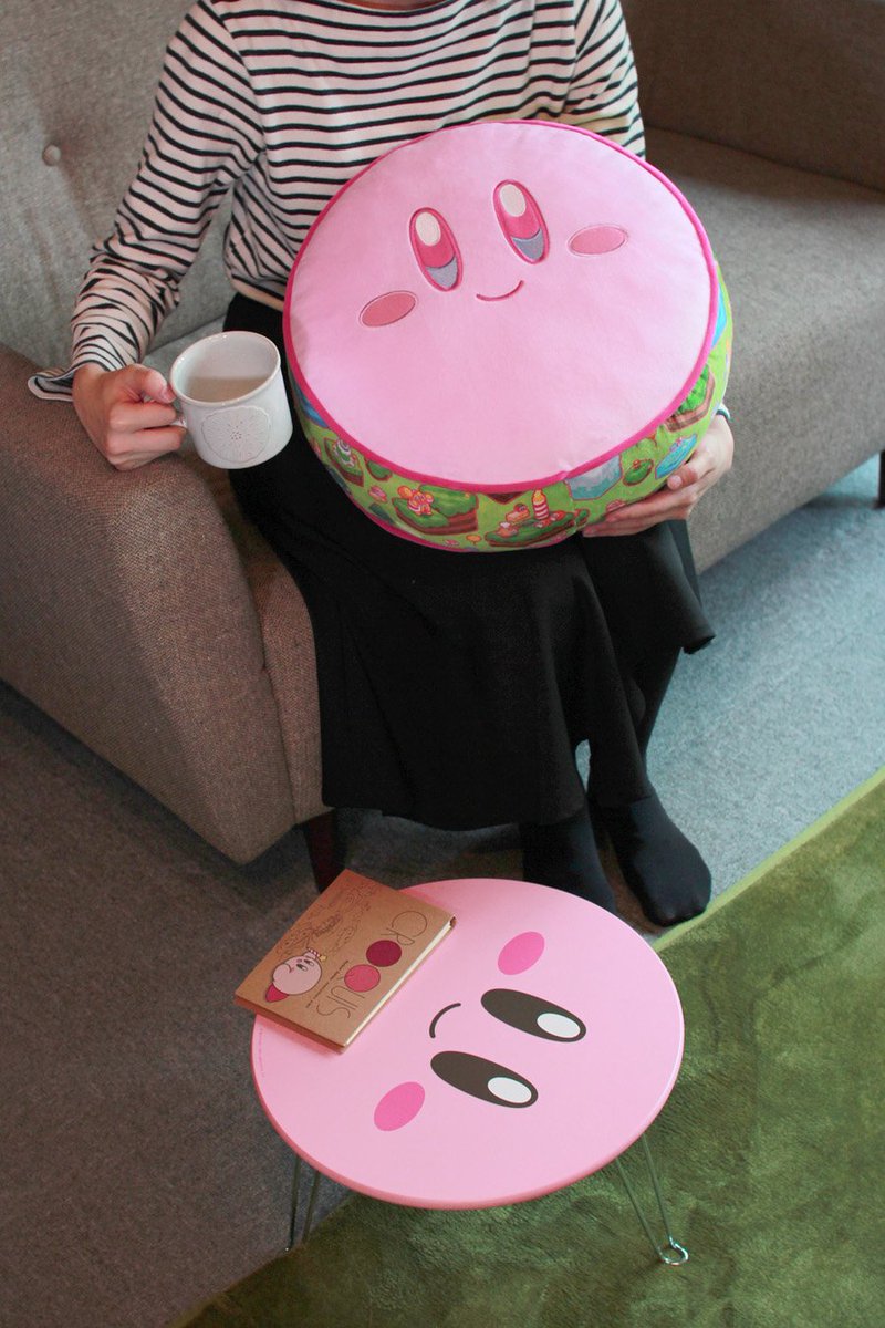 カービィ新商品情報 つづき②】 ☆星のカービィ まんまるミニテーブル