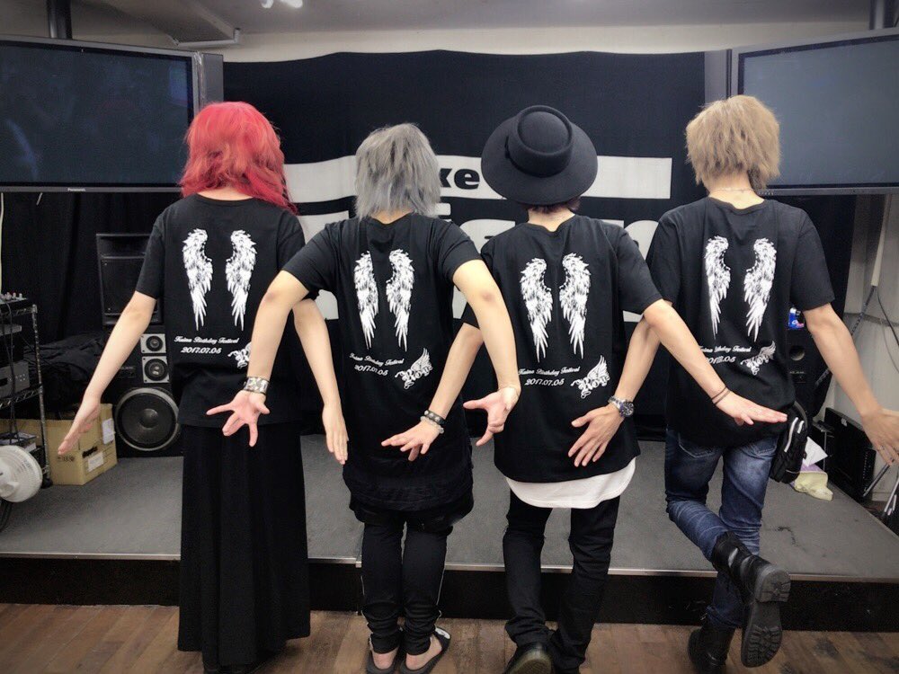 本日は杙凪さんの誕生日です🎂皆さんお祝いのコメントお願いしますヽ