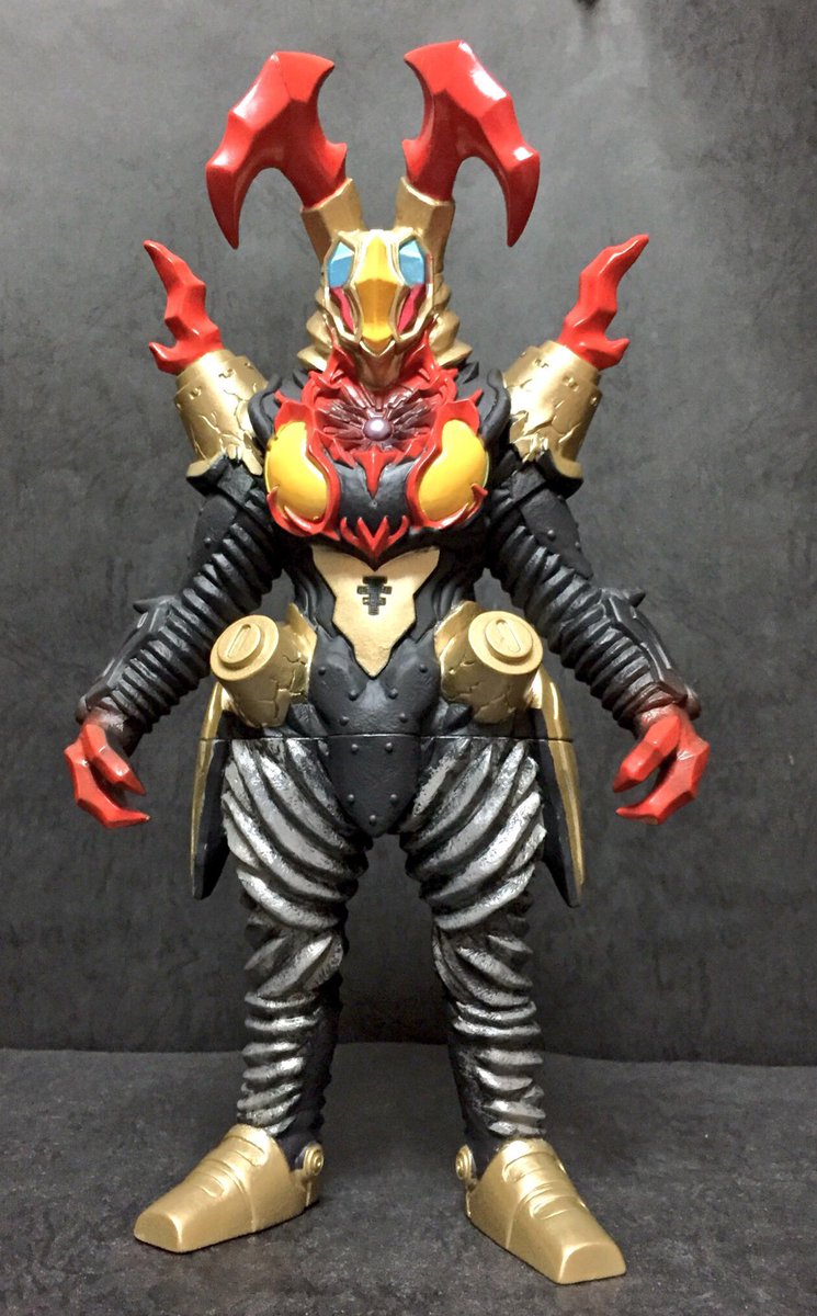 ベリアル融合獣ペダニウムゼットン。ウルトラ怪獣DXソフビをリペイント