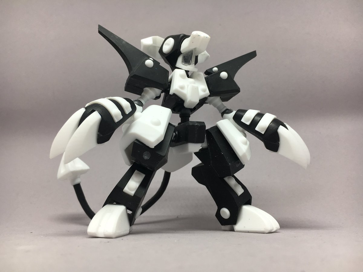 DVL型の三体、 ・ブラックメイル ・ベルゼルガ ・ブロッソメイル の冬