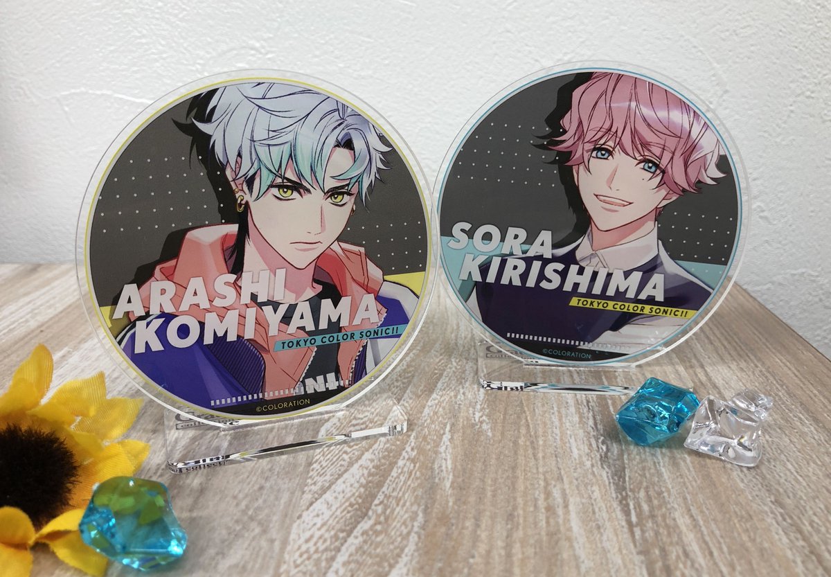 新商品情報】 アクリルコースターを立てて飾れる「アクリルコースター