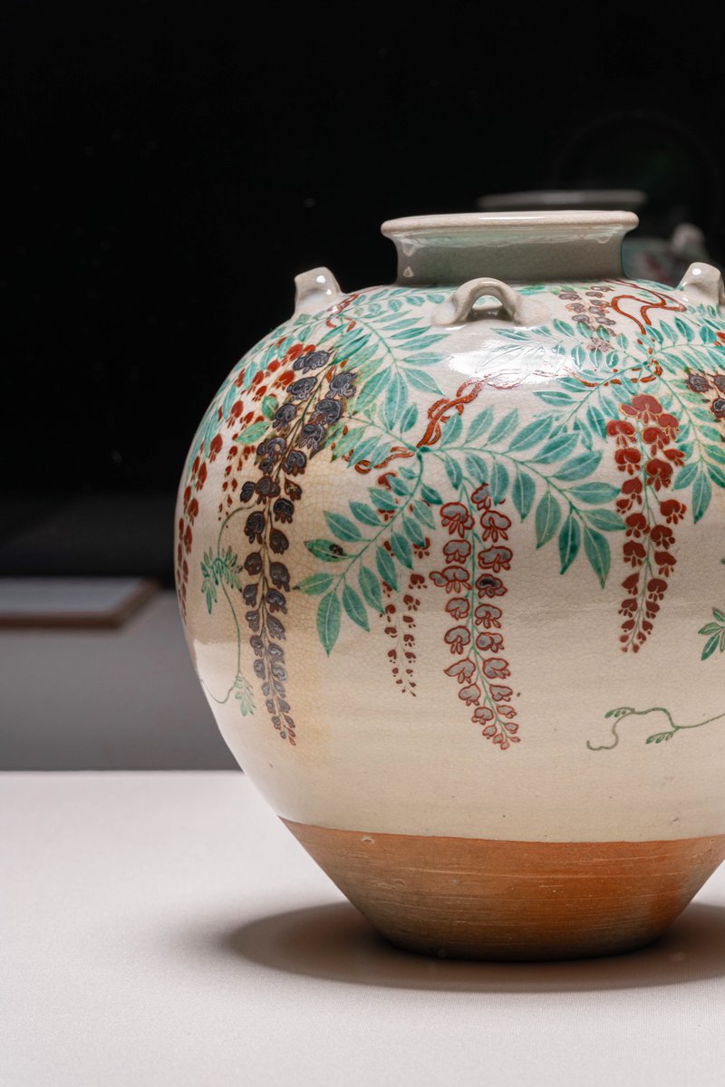 国宝 色絵藤花文茶壺】 野々村仁清 江戸時代 仁清の数々の遺作中、この