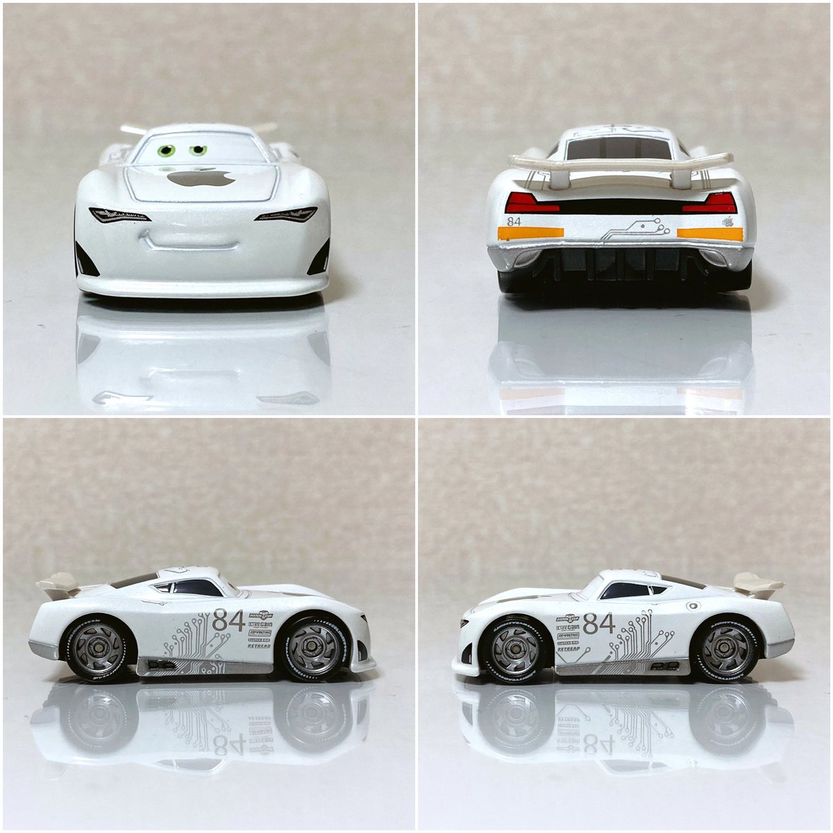 カーズ トミカの『カーズ クロスロード』で登場した次世代レーサーの