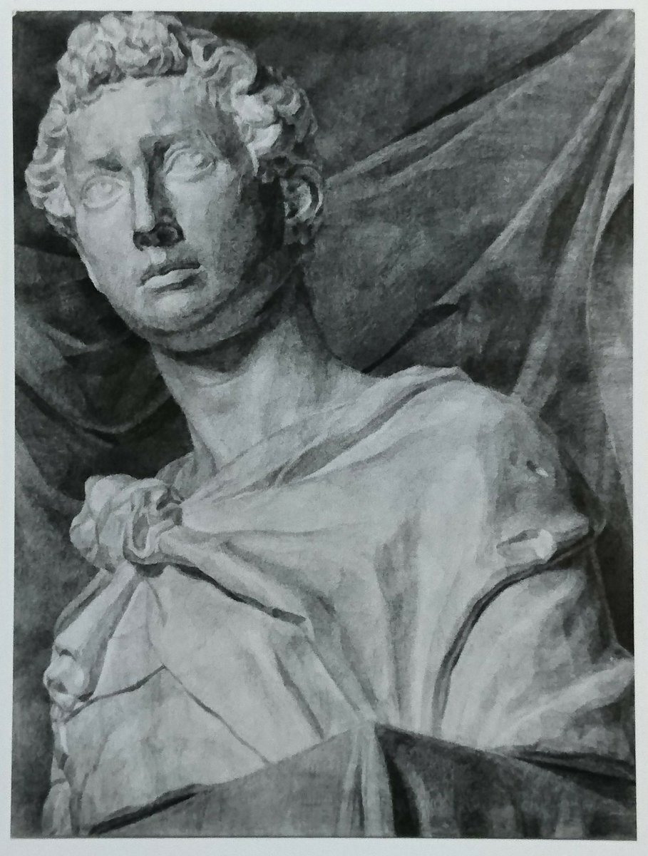 1974 木炭紙に木炭 高2～高3の春休み中に描きました。 当時はとても