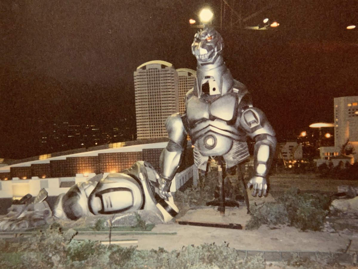 世紀末覇王誕生】 今日は「ゴジラVSメカゴジラ」（1993年12月11日公開