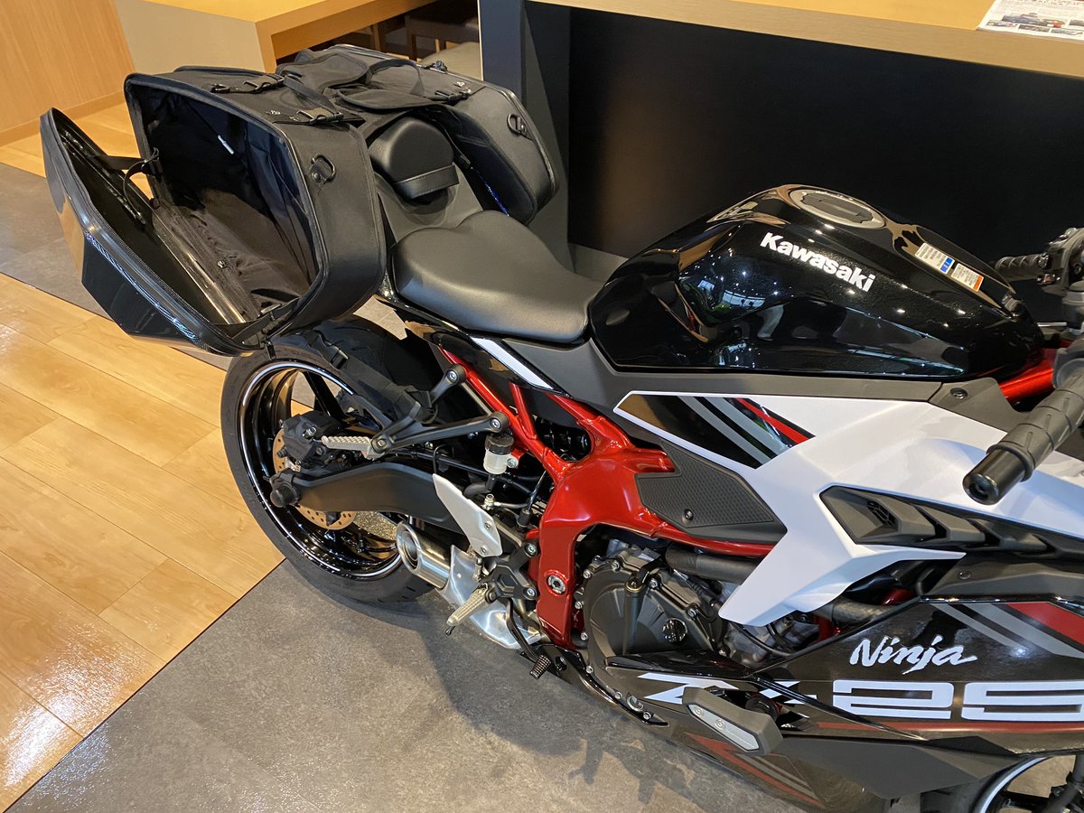 速報！カービングシェルケース ZX-25Rへの取り付けは問題なさそうです