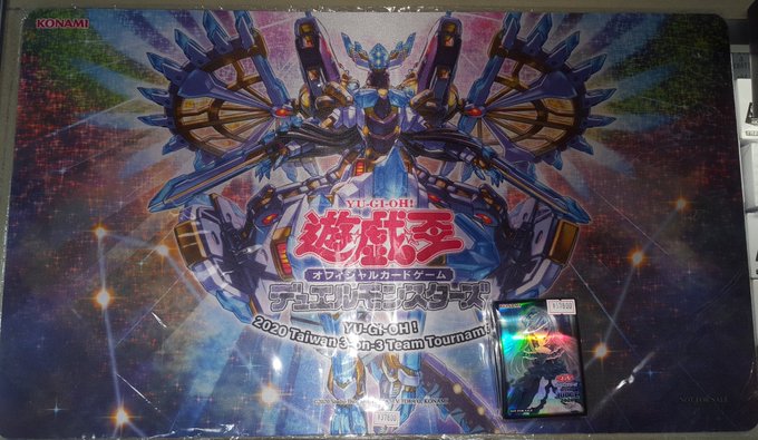 遊戯王】 流星輝巧群 Taiwan プレイマット 屋敷わらし JUDGE スリーブ