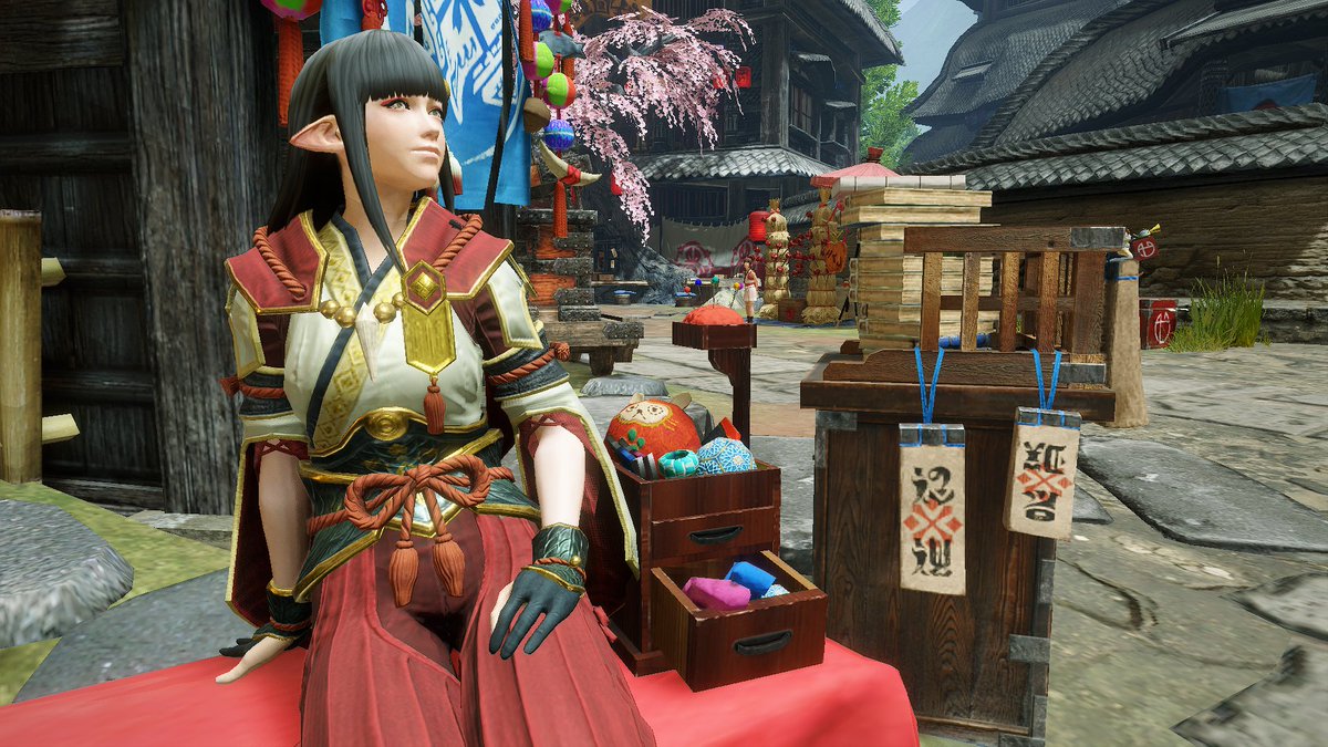 里の受付嬢ヒノエ】(声：佐藤利奈) 柔和で、いつもニコニコとして、里