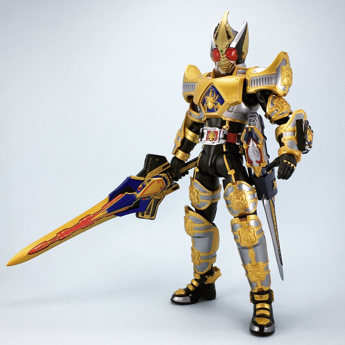 フィギュアーツ×コンバージのキングフォーム、アーツの仮面ライダー