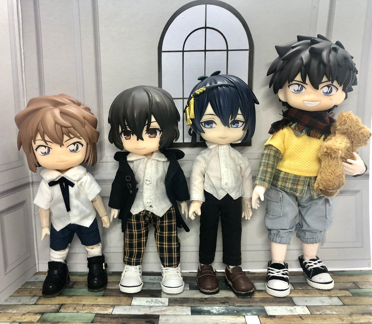 左から ねんどろいどどーる →オビツ11 →オビツ11 身長調整キット