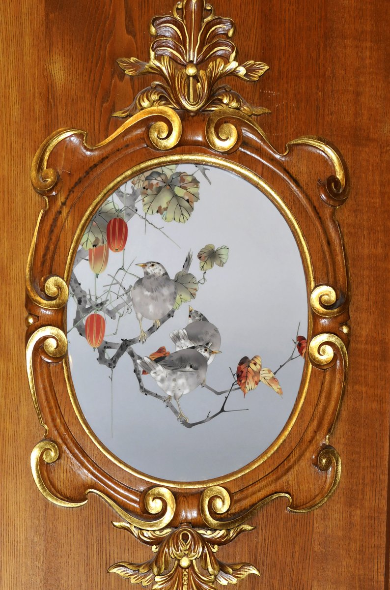 最高傑作／ #迎賓館赤坂離宮 の #花鳥の間 の壁には、30枚の七宝焼がが