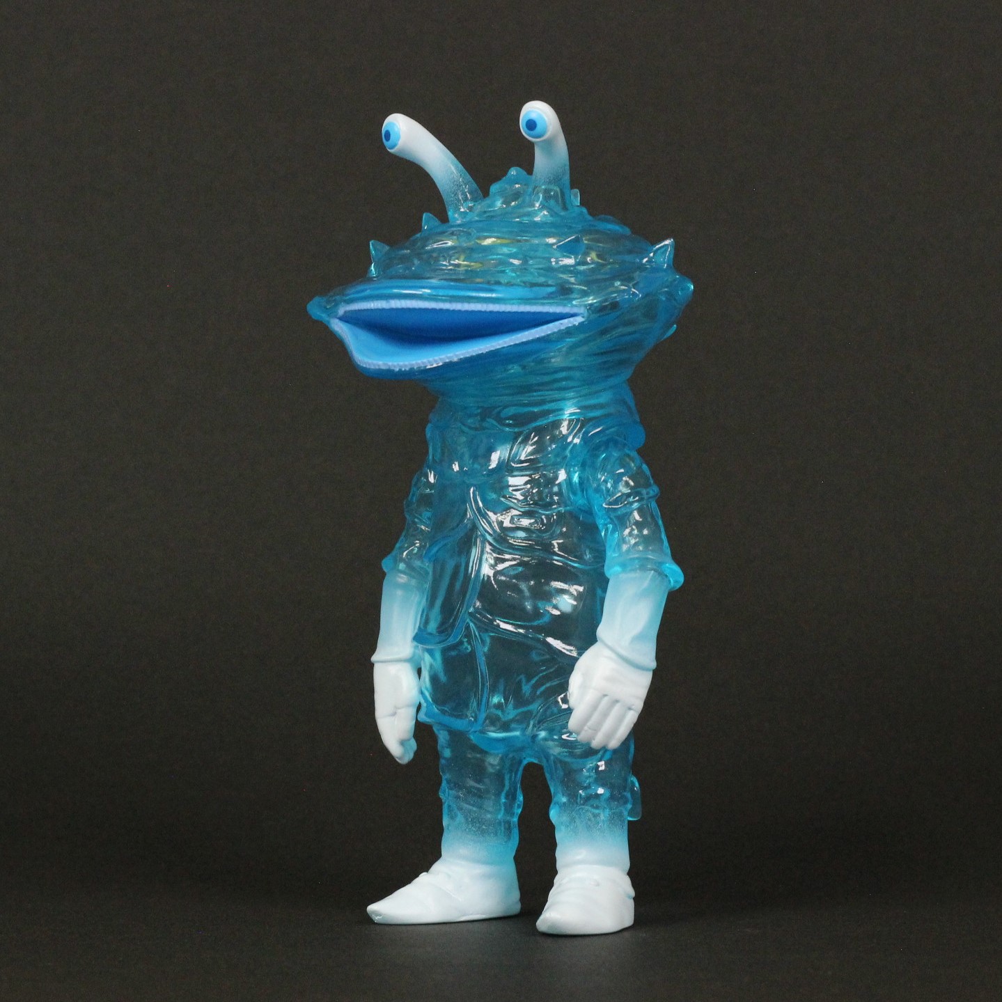 KAIJIN x One up. カネゴン GLOW1 蓄光 Kanegon KAIJIN x One up
