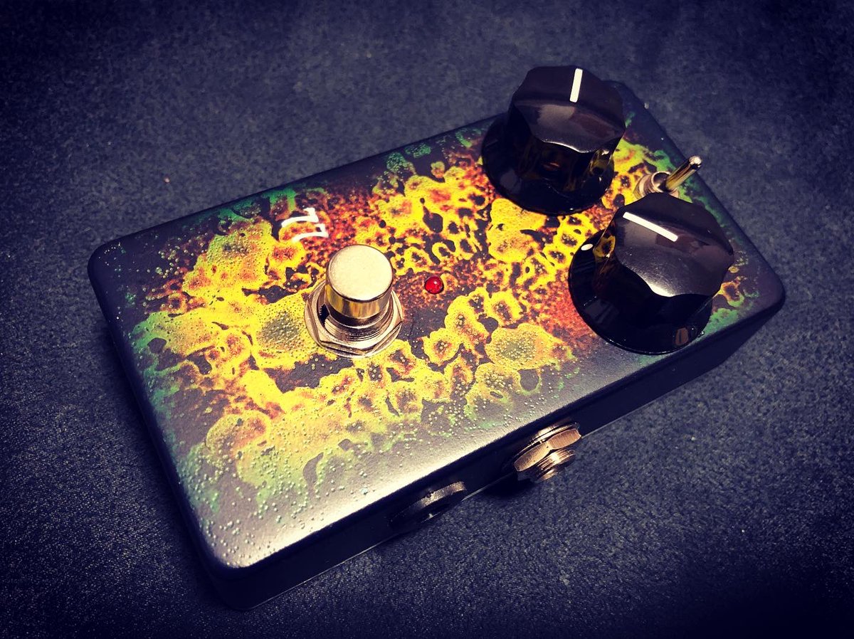 ホットケーキ77リイシューのクローンモデルであり、実機を徹底解析し作