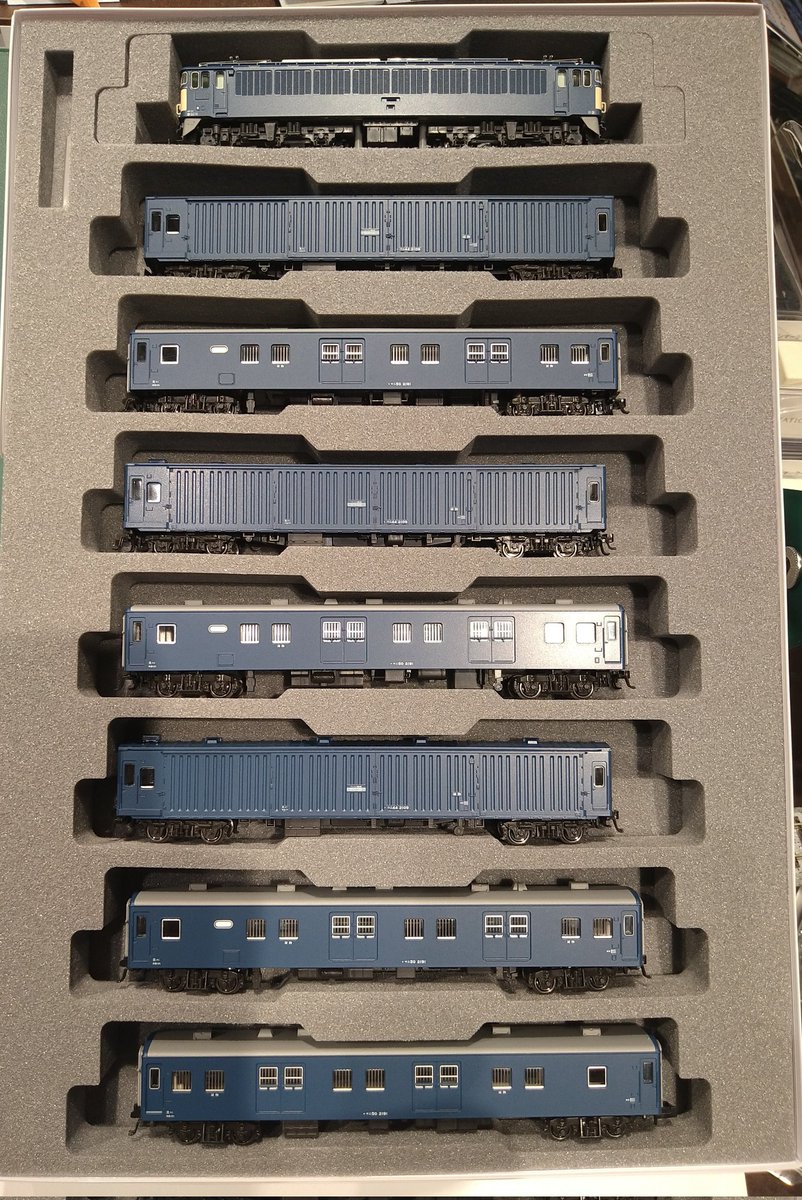 急行荷物39列車機関車付セット】 区名札入りのEF62後期形下関運転所付