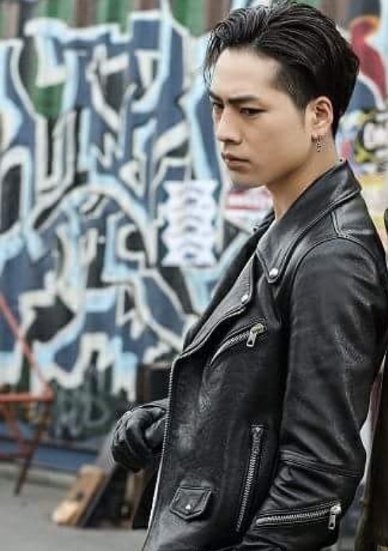 バッチ 首振り クリーナー 登坂広臣