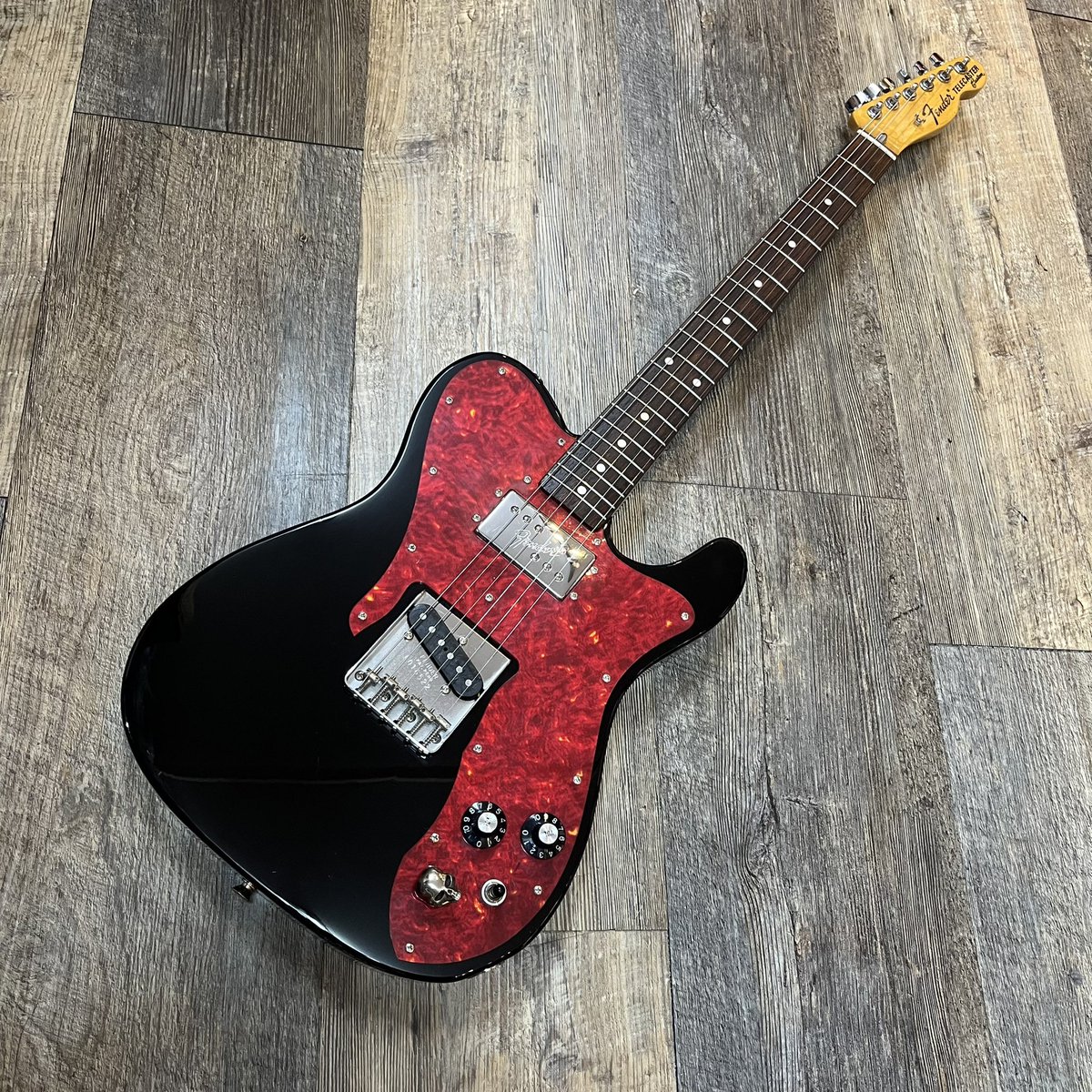 FWqPlNpUYAUs6Q2.jpg?format=jpg