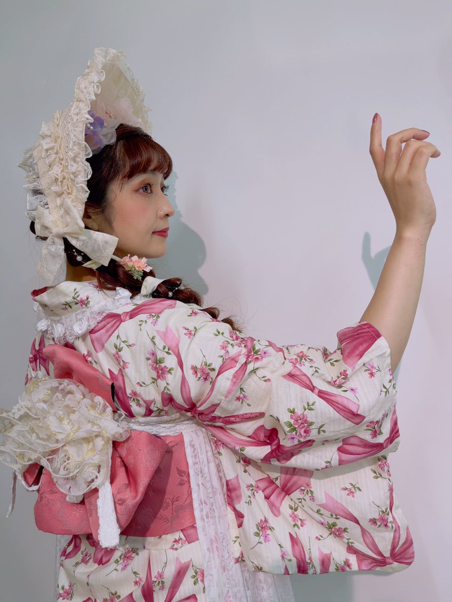 浅草にある着物レンタル雅さんとのコラボでロリータ×着物プランが出