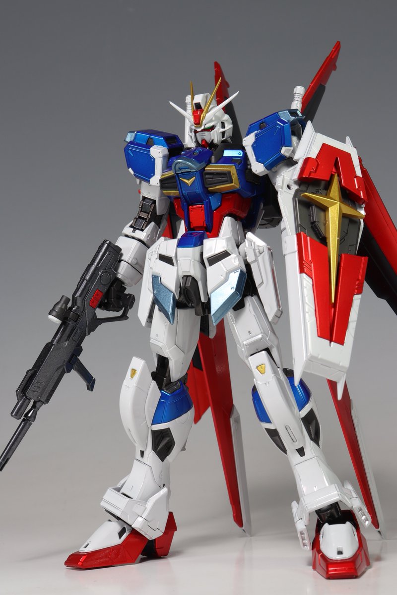 RG フォースインパルスガンダム ［チタニウムフィニッシュ]、完成しま