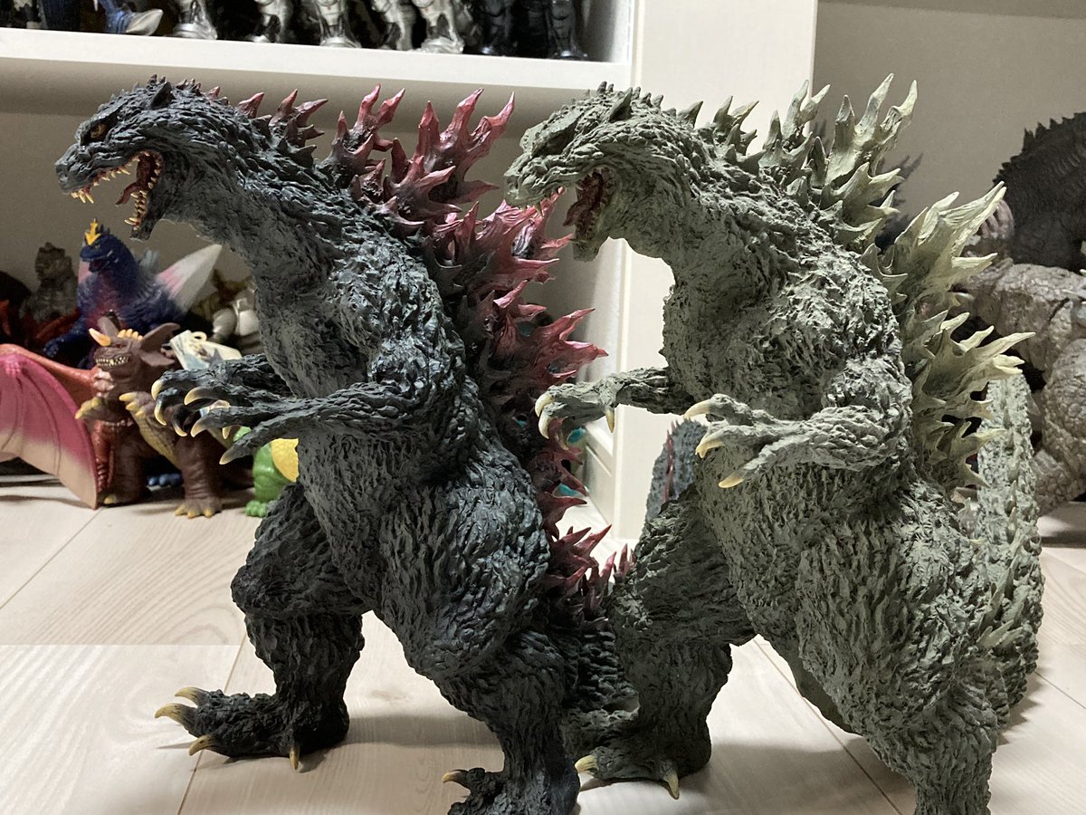 輸送箱未開封 リアルマスターコレクション ゴジラ2000 ミレニアム ひな