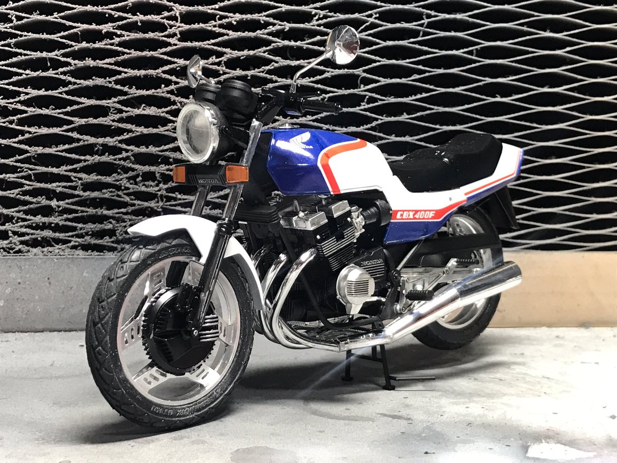 アオシマ 1/12 CBX400Fトリコロールカラー(1981年式) #今月作った