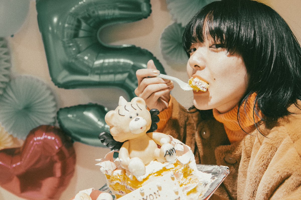 メジャーデビュー5周年を迎えました！ そんな記念日に武道館でライブが