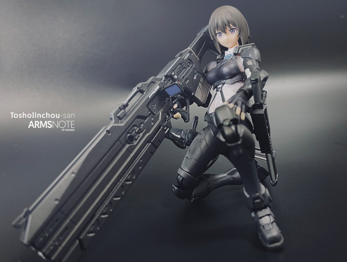 ARMSNOTE のfigma第4弾「図書委員長さん」のサンプル頂きました！膝