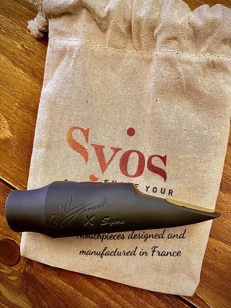 この度、僕のシグネチャーマウスピースが発売になりました🎷 SYOS