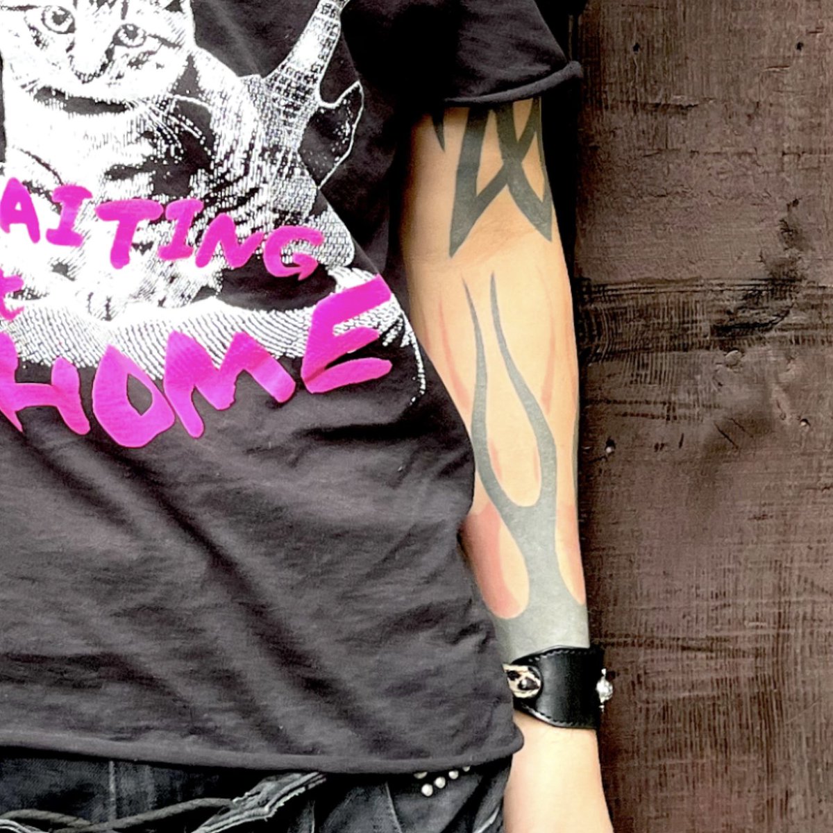 シザーワークver.は何度か洗ってから着てちょ。少々雑に見える切った所