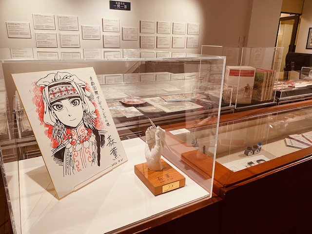 マンガミュージアムご来館記念としていただいた、森薫先生の石膏手型と