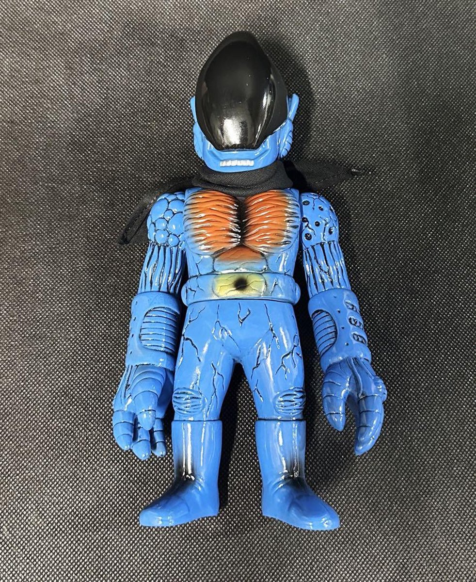 メルカリのリバティトーキョーのアポロの海賊版を出品中のアカウント