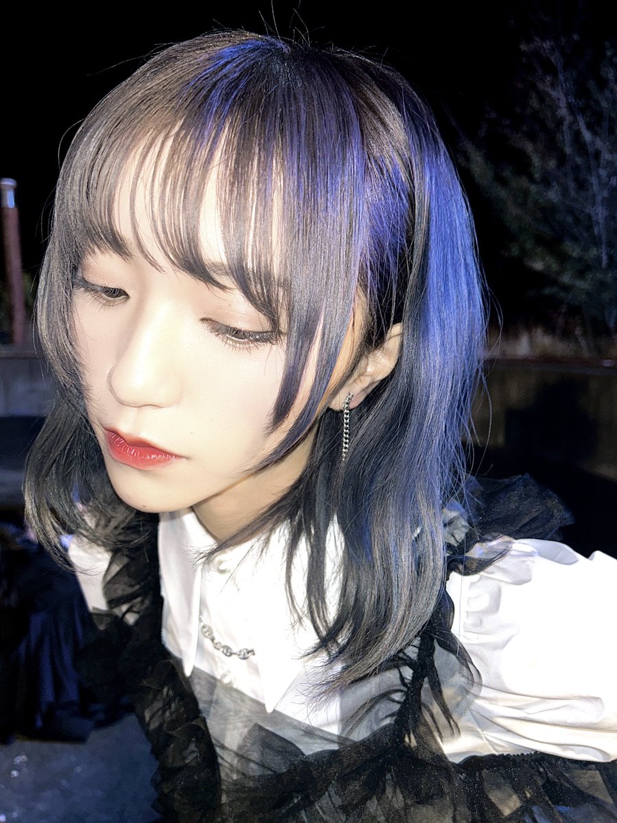 狂想カタストロフィ 」 MVが公開されました ⚖🗡 ☪︎ 満たされても